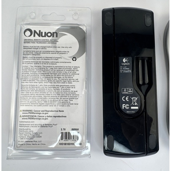 Logitech Harmony 890 Advanced Universal Remote Controls w/ Dock & New Batteries - Picture 3 of 4